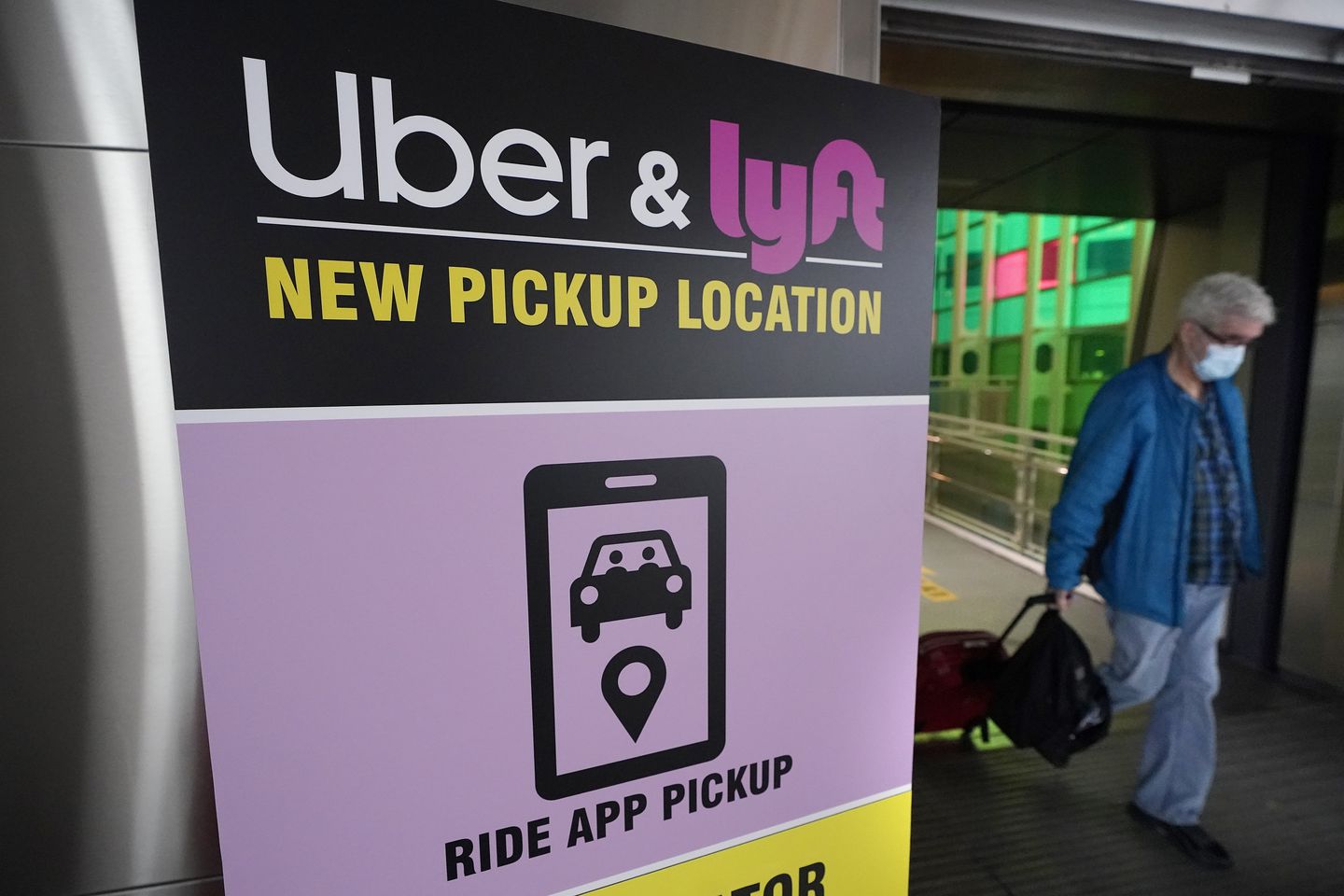 Gig Workers In Mass Escalate Fight With Uber Lyft And Other